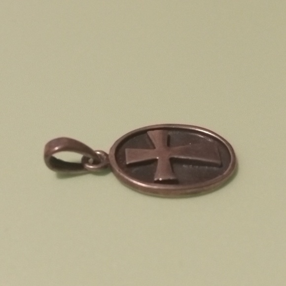Sterling Silver 925 Shadow Box Cross Pendant - Picture 10 of 10